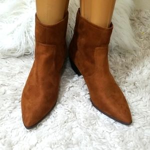 BANANA REPUBLIC BOOTS